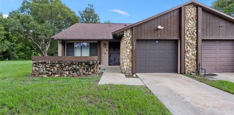 Duplex à Winter Park, Floride 2 chambres, 100.89 m2 № 2151609