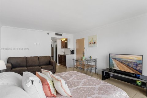 Copropriété à vendre à Sunny Isles Beach, Floride: 33.44 m2 № 2068202 - photo 7