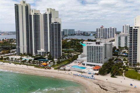 Copropriété à vendre à Sunny Isles Beach, Floride: 33.44 m2 № 2068202 - photo 14