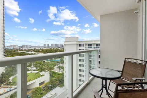 Copropriété à vendre à Sunny Isles Beach, Floride: 33.44 m2 № 2068202 - photo 3