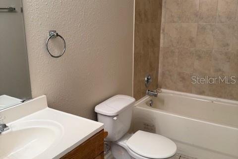 Apartment in Kissimmee, Florida 4 bedrooms, 176.98 sq.m. № 1911208 - photo 13