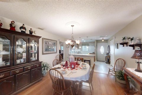 Appartement à vendre à Fort Myers, Floride: 3 chambres, 161.74 m2 № 2004514 - photo 6