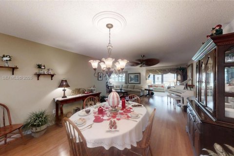 Appartement à vendre à Fort Myers, Floride: 3 chambres, 161.74 m2 № 2004514 - photo 7
