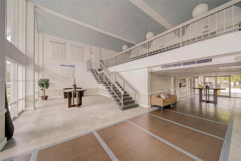 Condo in Miami, Florida, 2 bedrooms  № 1692574 - photo 23