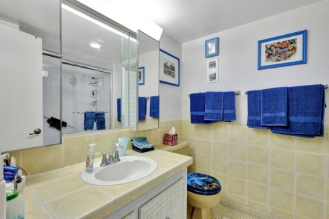 Copropriété à vendre à Boca Raton, Floride: 2 chambres, 120.77 m2 № 2240118 - photo 17