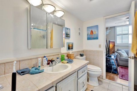 Copropriété à vendre à Boca Raton, Floride: 2 chambres, 120.77 m2 № 2240118 - photo 14