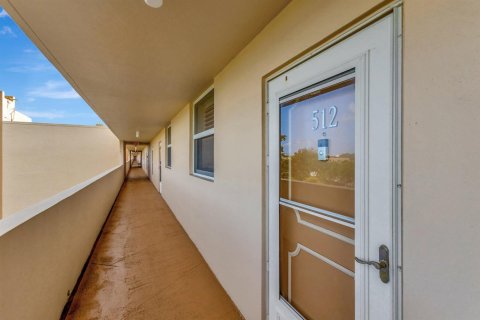 Condo in Boca Raton, Florida, 2 bedrooms  № 2240118