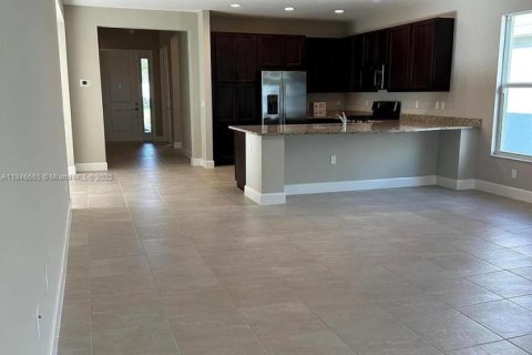 Villa ou maison à vendre à Port St. Lucie, Floride: 3 chambres, 209.4 m2 № 1846252 - photo 7
