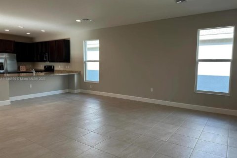 Villa ou maison à vendre à Port St. Lucie, Floride: 3 chambres, 209.4 m2 № 1846252 - photo 5