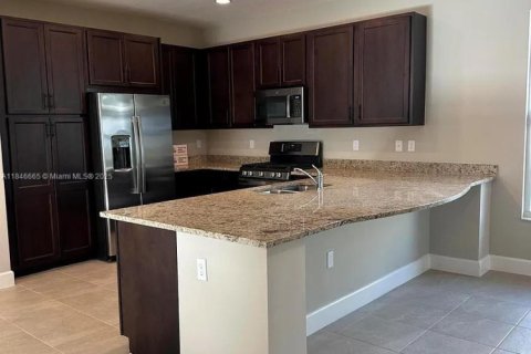 Villa ou maison à vendre à Port St. Lucie, Floride: 3 chambres, 209.4 m2 № 1846252 - photo 8