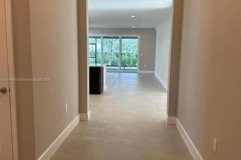 Villa ou maison à vendre à Port St. Lucie, Floride: 3 chambres, 209.4 m2 № 1846252 - photo 3