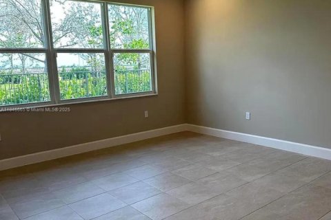 Villa ou maison à vendre à Port St. Lucie, Floride: 3 chambres, 209.4 m2 № 1846252 - photo 19