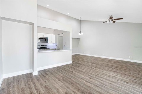 Immobilier commercial à vendre à Ocala, Floride: 8 chambres, 359.53 m2 № 2097601 - photo 6