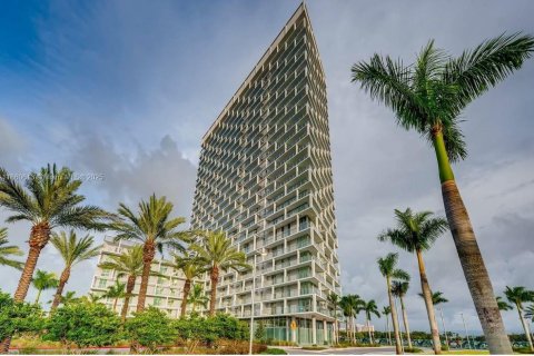 Condo in Sunrise, Florida, 3 bedrooms  № 1889729 - photo 22