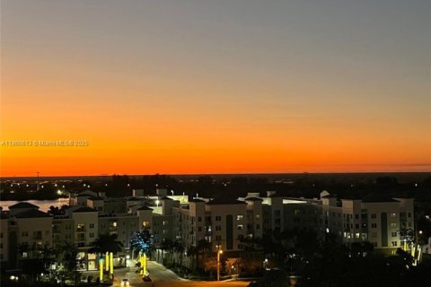 Condo in Sunrise, Florida, 3 bedrooms  № 1889729 - photo 21