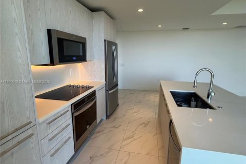 Condo in Sunrise, Florida, 3 bedrooms  № 1889729 - photo 6