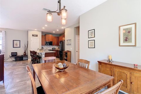 Casa en venta en Poinciana, Florida, 2 dormitorios, 154.03 m2 № 1903451 - foto 12