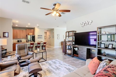 Casa en venta en Poinciana, Florida, 2 dormitorios, 154.03 m2 № 1903451 - foto 10