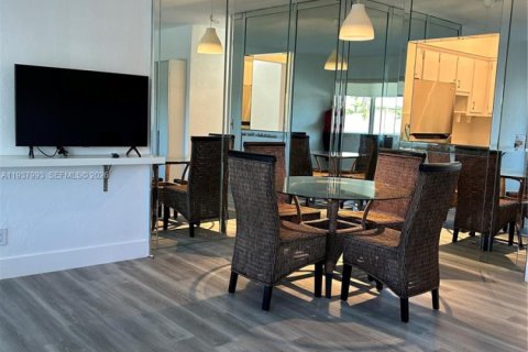 Copropriété à louer à Hallandale Beach, Floride: 1 chambre, 45.89 m2 № 1995796 - photo 3