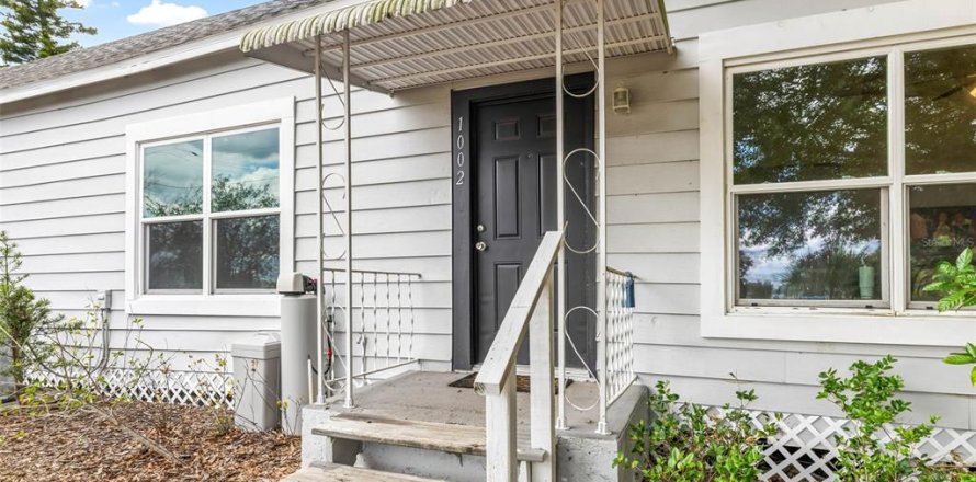 House in Mulberry, Florida 3 bedrooms, 144 sq.m. № 1725363