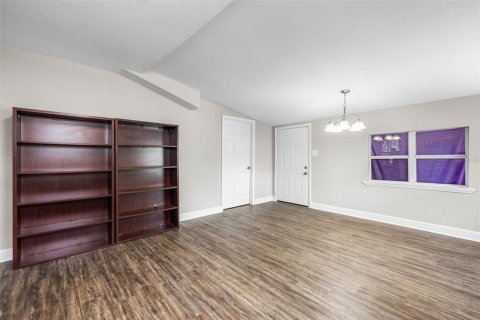 House in Mulberry, Florida 3 bedrooms, 144 sq.m. № 1725363 - photo 7