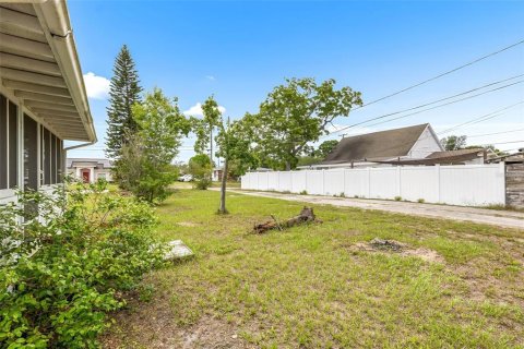House in Mulberry, Florida 3 bedrooms, 144 sq.m. № 1725363 - photo 20