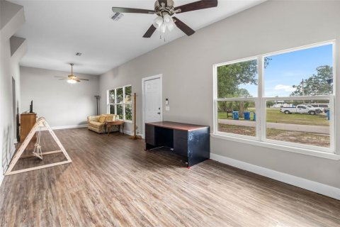 House in Mulberry, Florida 3 bedrooms, 144 sq.m. № 1725363 - photo 5