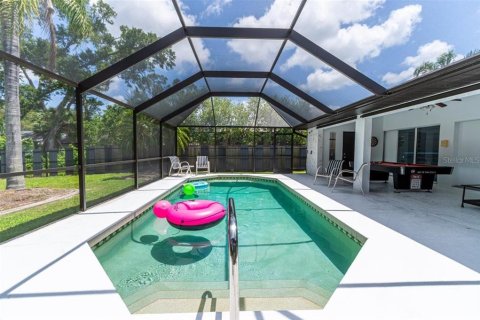 Villa ou maison à vendre à Port Charlotte, Floride: 3 chambres, 201.23 m2 № 1902001 - photo 5