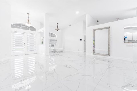 Villa ou maison à vendre à Port Charlotte, Floride: 3 chambres, 201.23 m2 № 1902001 - photo 7