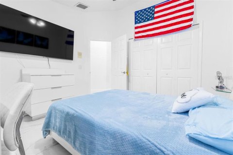 Villa ou maison à vendre à Port Charlotte, Floride: 3 chambres, 201.23 m2 № 1902001 - photo 18