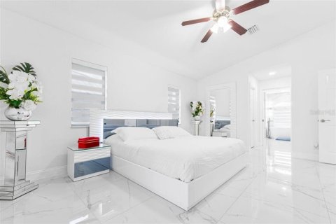 Villa ou maison à vendre à Port Charlotte, Floride: 3 chambres, 201.23 m2 № 1902001 - photo 15