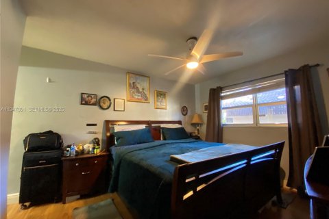 Condo in Lauderdale Lakes, Florida, 3 bedrooms № 2003972 - photo 9