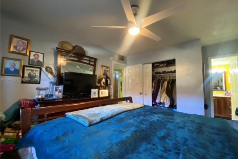 Condo in Lauderdale Lakes, Florida, 3 bedrooms № 2003972 - photo 10