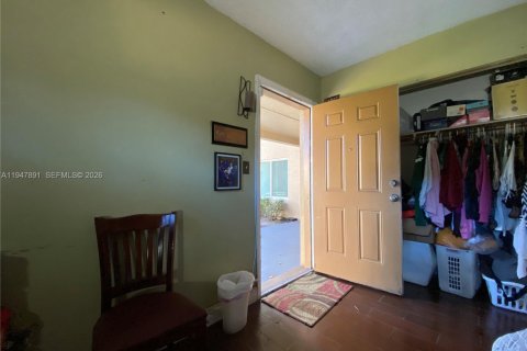 Condo in Lauderdale Lakes, Florida, 3 bedrooms № 2003972 - photo 15