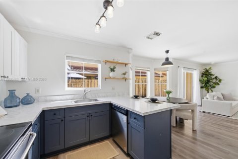 Adosado en venta en Davie, Florida, 4 dormitorios, 180.79 m2 № 2048668 - foto 9