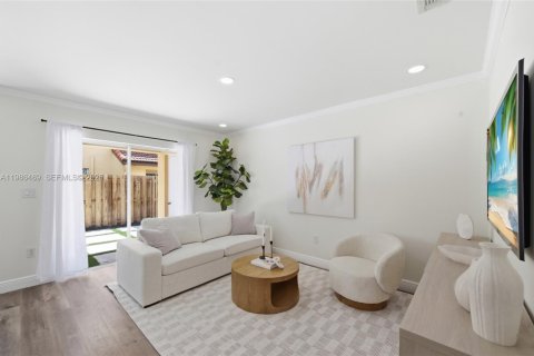 Adosado en venta en Davie, Florida, 4 dormitorios, 180.79 m2 № 2048668 - foto 13