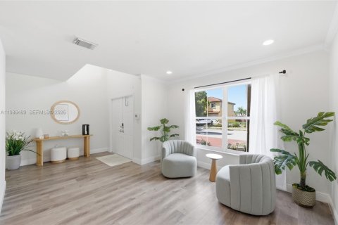 Adosado en venta en Davie, Florida, 4 dormitorios, 180.79 m2 № 2048668 - foto 5