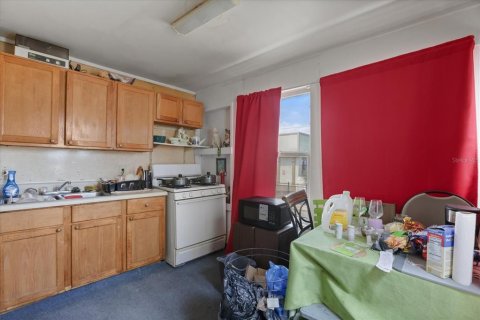 Immobilier commercial à vendre à Daytona Beach, Floride: 5 chambres, 276.11 m2 № 2149152 - photo 27