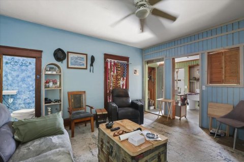 Immobilier commercial à vendre à Daytona Beach, Floride: 5 chambres, 276.11 m2 № 2149152 - photo 12