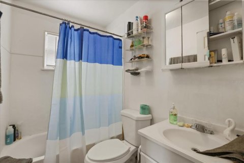 Immobilier commercial à vendre à Daytona Beach, Floride: 5 chambres, 276.11 m2 № 2149152 - photo 29