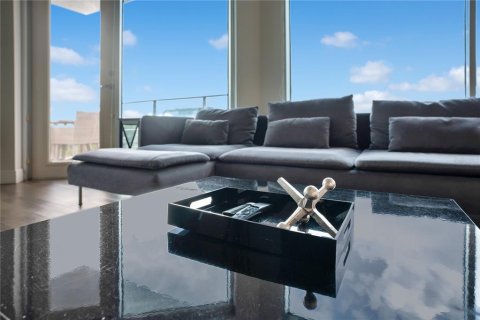 Condo in Orlando, Florida, 3 bedrooms № 2211594 - photo 23