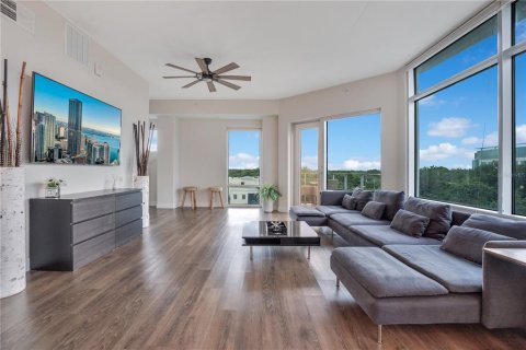 Condo in Orlando, Florida, 3 bedrooms № 2211594 - photo 24
