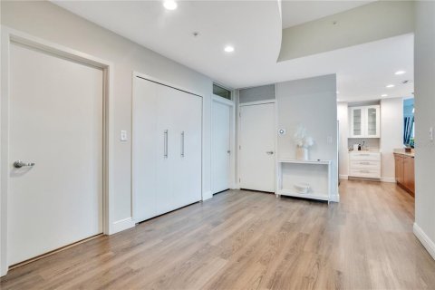 Condo in Orlando, Florida, 3 bedrooms № 2211594 - photo 7