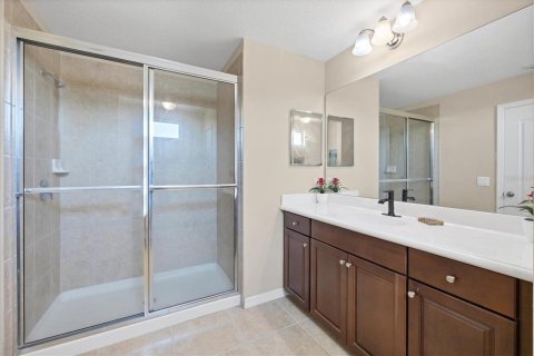 House in Sarasota, Florida 2 bedrooms, 140.84 sq.m. № 1751365 - photo 21