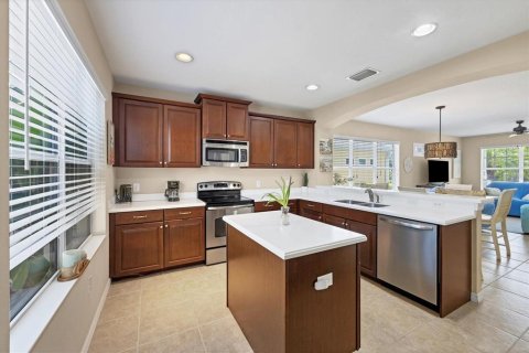 House in Sarasota, Florida 2 bedrooms, 140.84 sq.m. № 1751365 - photo 15