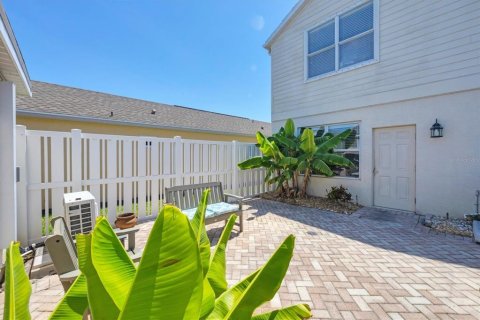 House in Sarasota, Florida 2 bedrooms, 140.84 sq.m. № 1751365 - photo 30