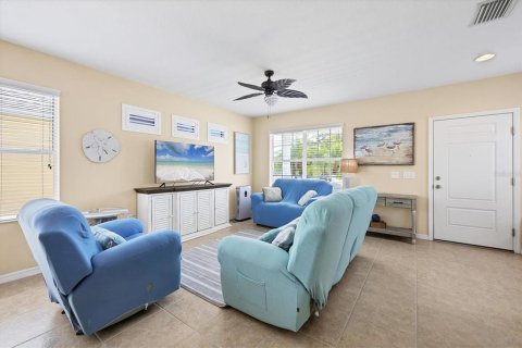House in Sarasota, Florida 2 bedrooms, 140.84 sq.m. № 1751365 - photo 8