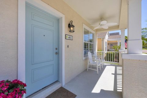 House in Sarasota, Florida 2 bedrooms, 140.84 sq.m. № 1751365 - photo 5