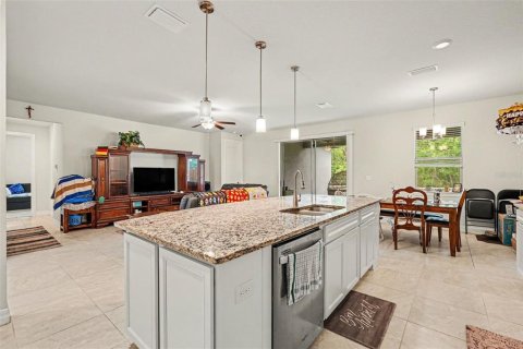 Villa ou maison à vendre à Spring Hill, Floride: 4 chambres, 231.61 m2 № 2105582 - photo 7