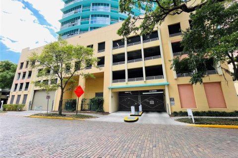 Condominio en alquiler en Orlando, Florida, 2 dormitorios, 107.49 m2 № 1657935 - foto 6